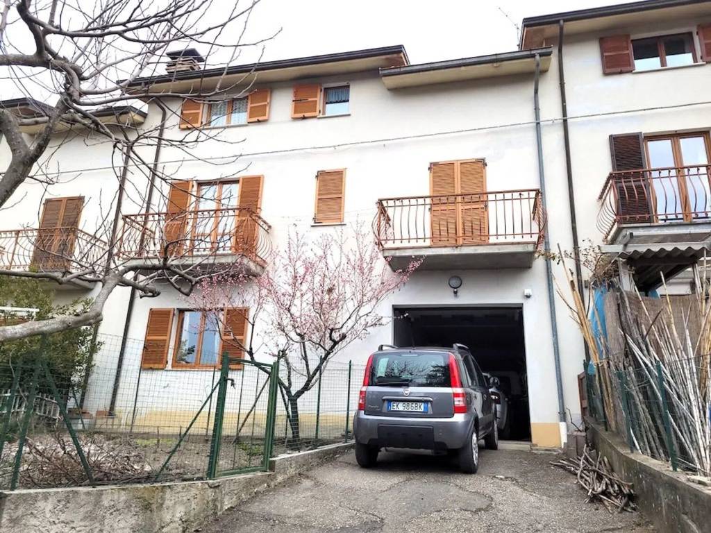 Villa a Borgo val di taro - Foto 2