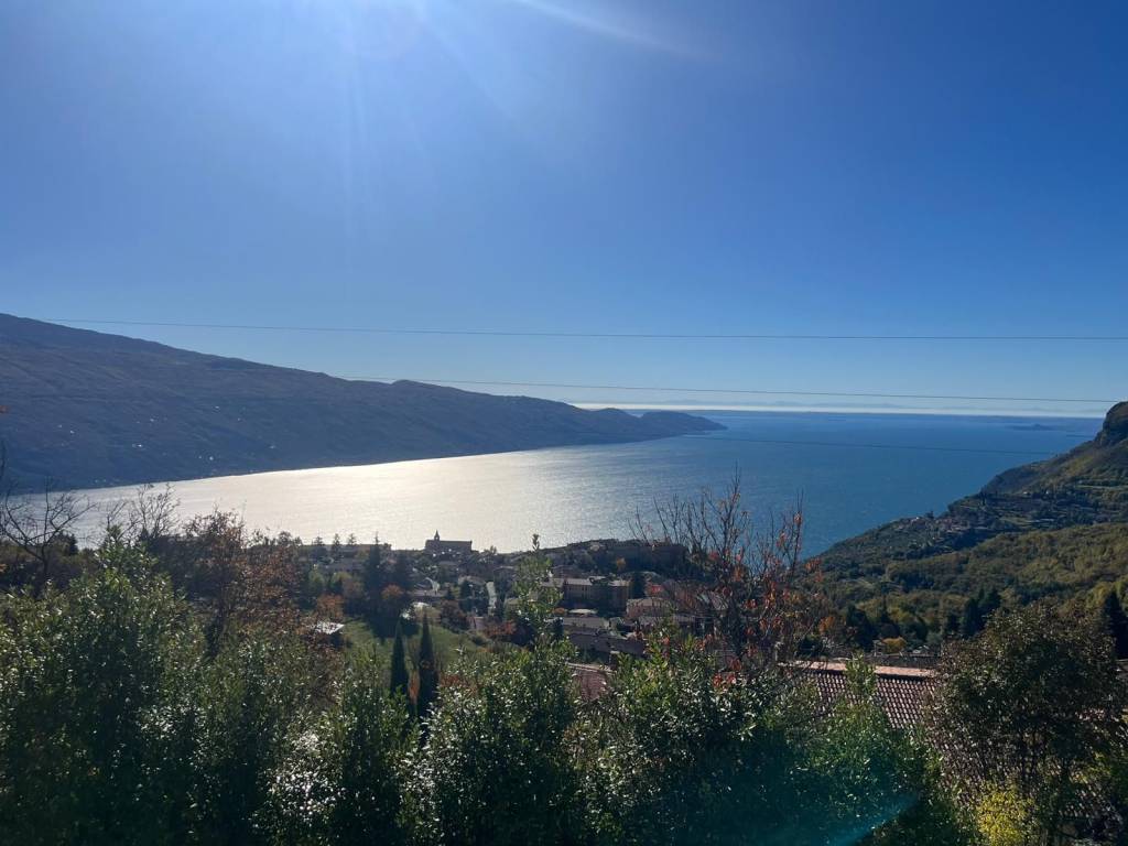 Villa a Tignale in Via Pineta, 6 - Foto 2