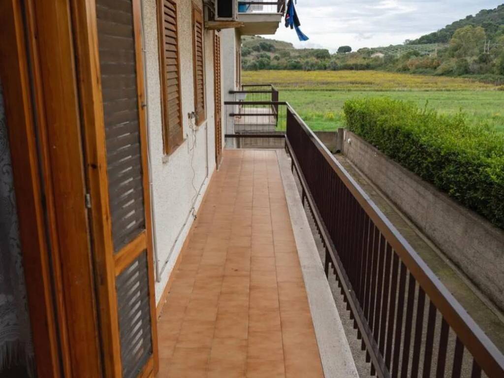 Appartamento a Orbetello in Via del Carrubo, 38 - Foto 2