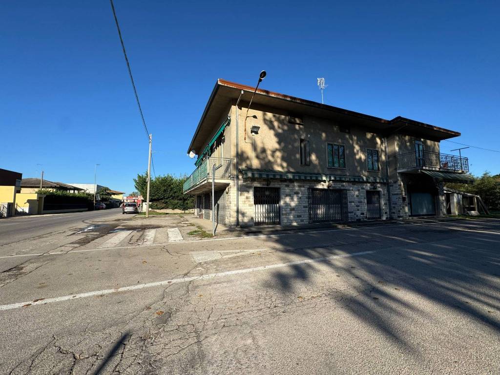 Villa a Porto viro in Via Roma, 5 - Foto 3