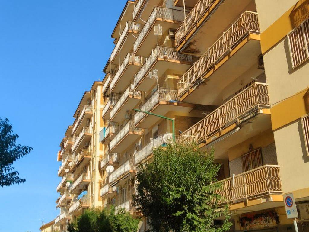 Appartamento a Casoria in Via Raffaele Galluccio, 10 - Foto 2