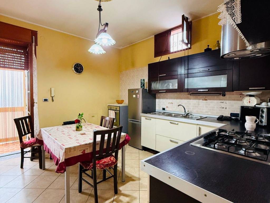 Palazzo / stabile a Cardito in Via della Libertà - Foto 4