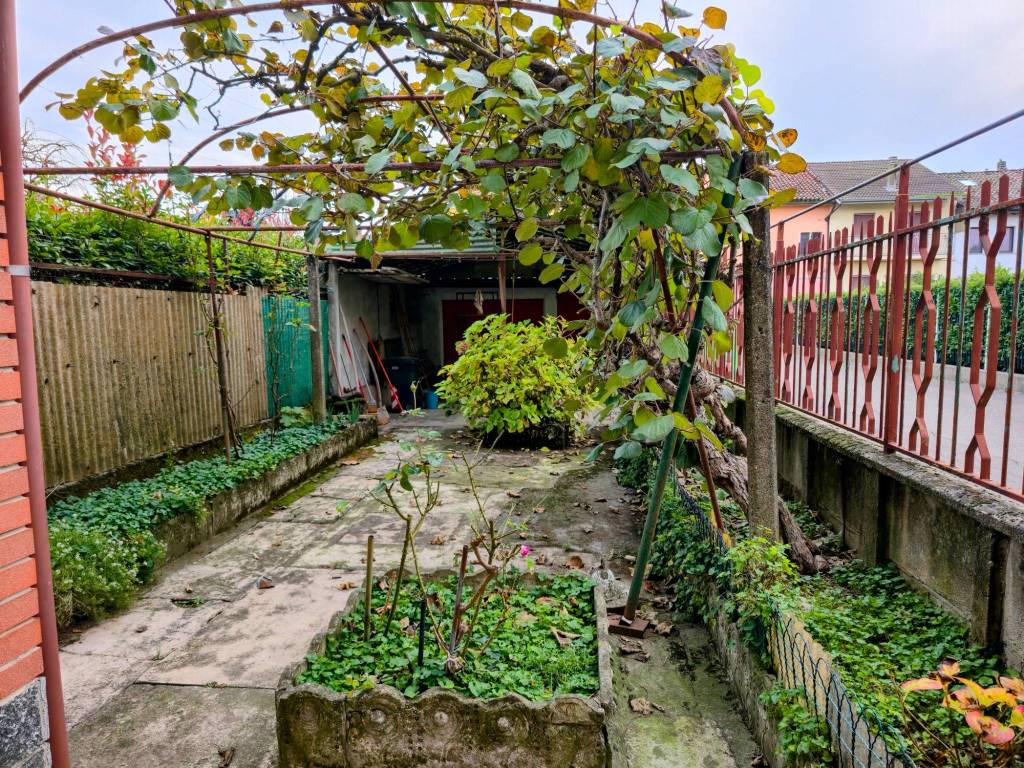 Casa indipendente a Alessandria in Via Campo Nebbia, 15 - Foto 2