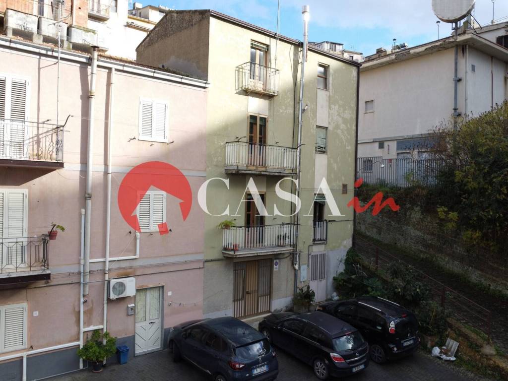 Casa indipendente a Nicosia in Via Filippo Nicosia, 16 - Foto 2