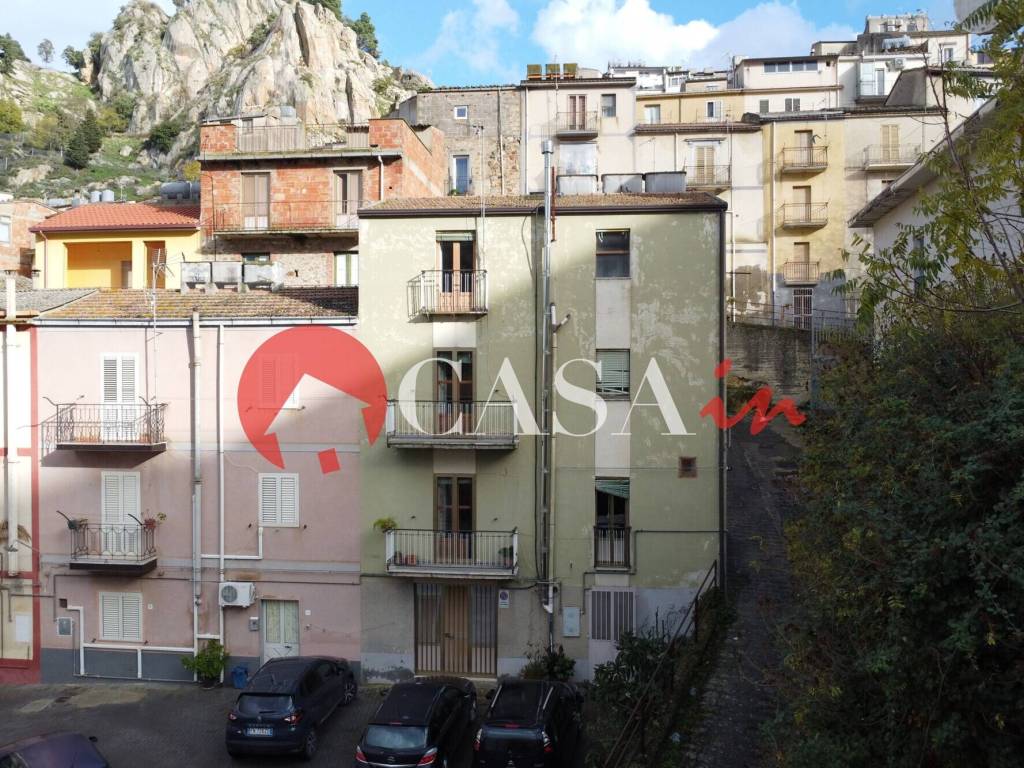 Casa indipendente a Nicosia in Via Filippo Nicosia, 16 - Foto 3