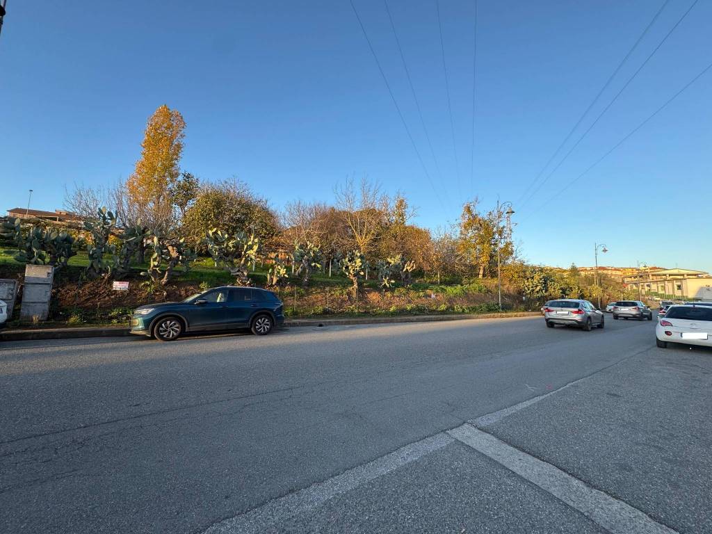 Terreno a Vibo valentia in Viale Papa Giovanni Paolo II - Foto 2