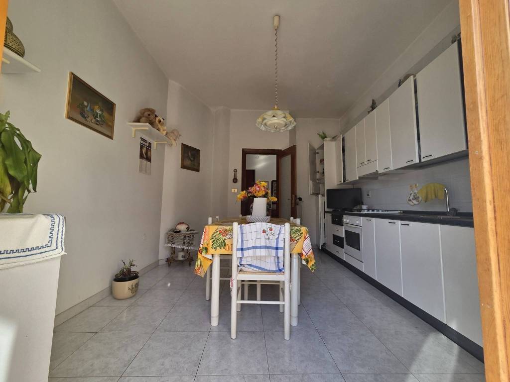 Appartamento a Salerno in Via Raffaele Ricci, 37 - Foto 5