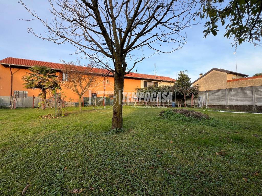 Terreno a Lonate pozzolo in Via Vecchia per Castano Primo 4 - Foto 4