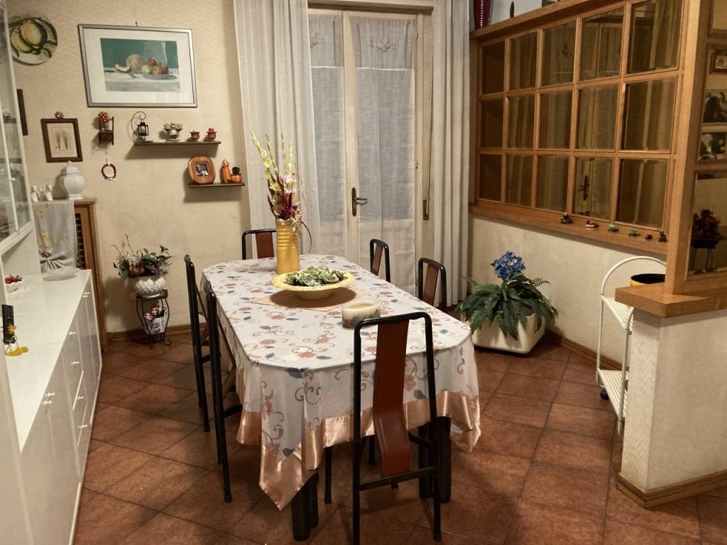Appartamento a Campi bisenzio in Via Veneto - Foto 5