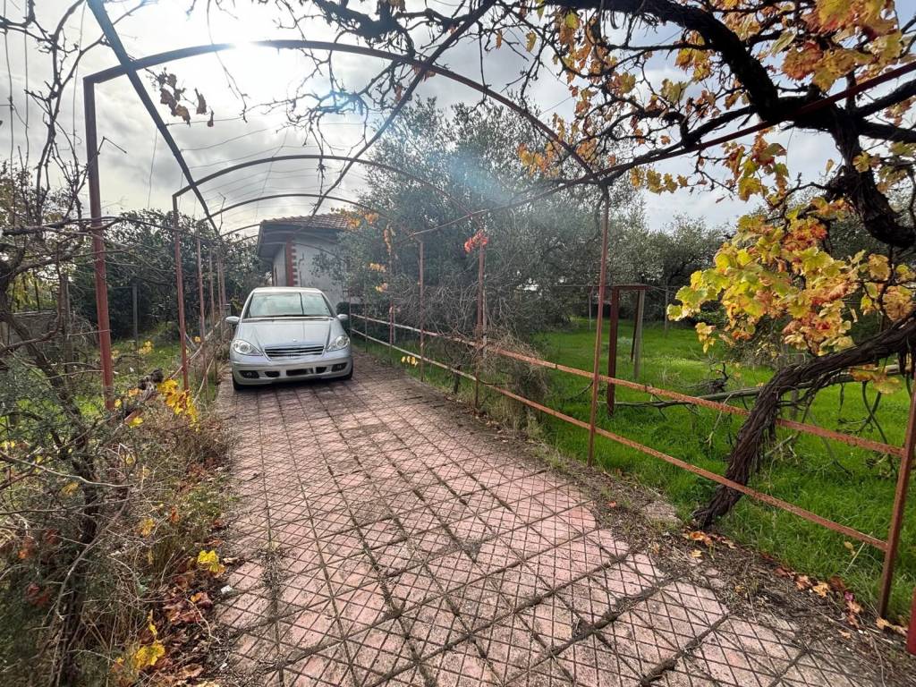 Casa indipendente a Mascalucia in Via del Soccorso - Foto 3