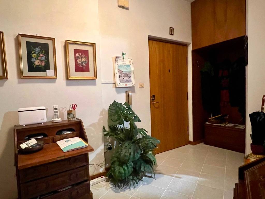 Appartamento a Verona in Via Luigi Negrelli - Foto 2