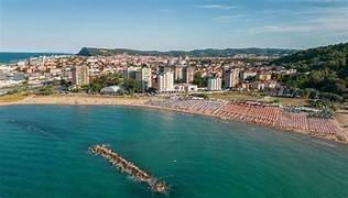 Immobile a Gabicce mare in Via Cristoforo Colombo, 27 - Foto 2