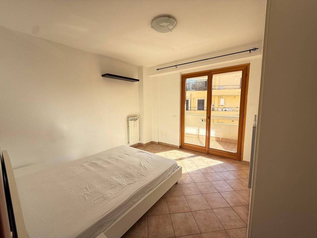 Appartamento a Guidonia montecelio in Via Giuliano Montelucci, 9 - Foto 4