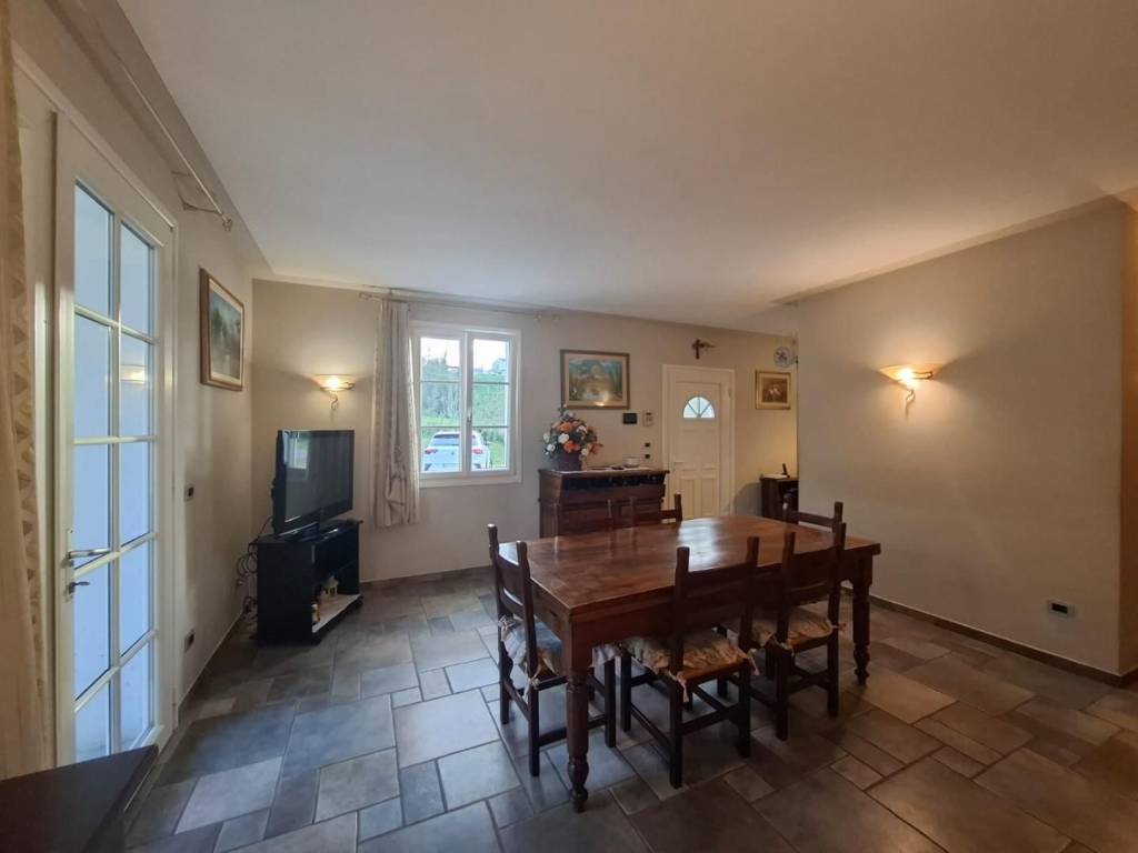 Villa a Fucecchio in Via Ramoni - Foto 2