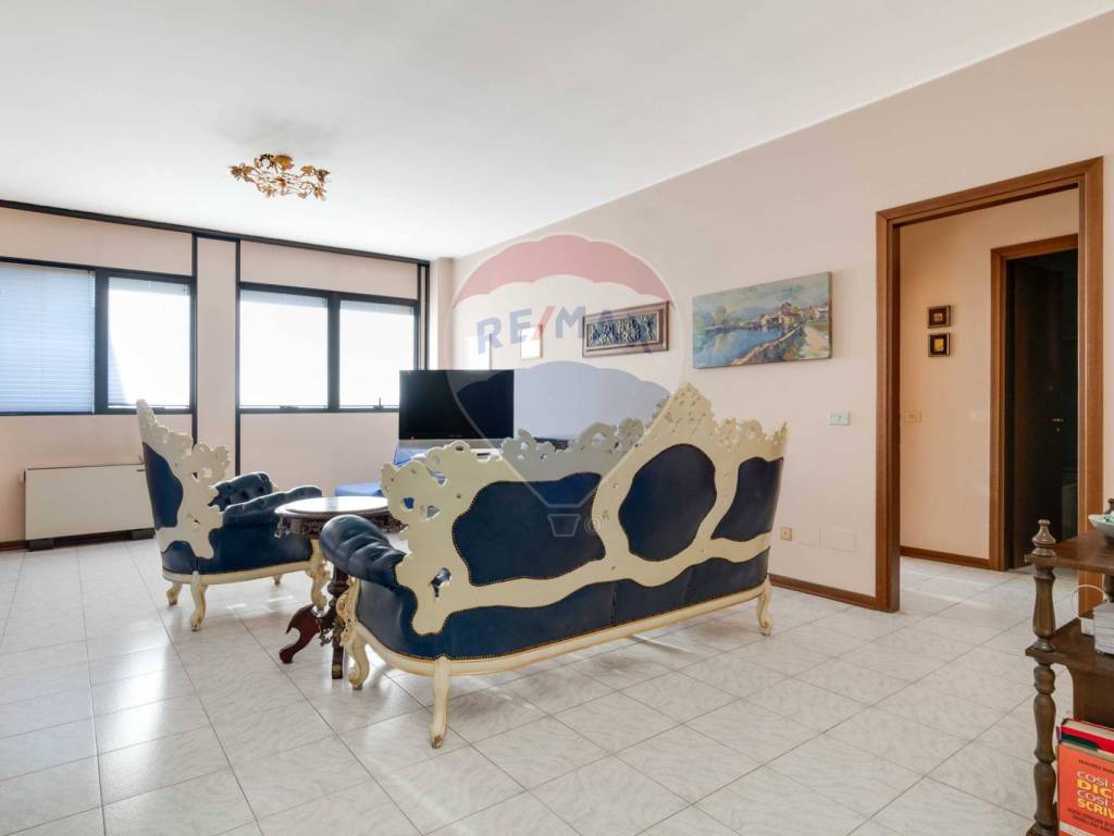 Immobile a Gallarate in via V. Veneto - Foto 3