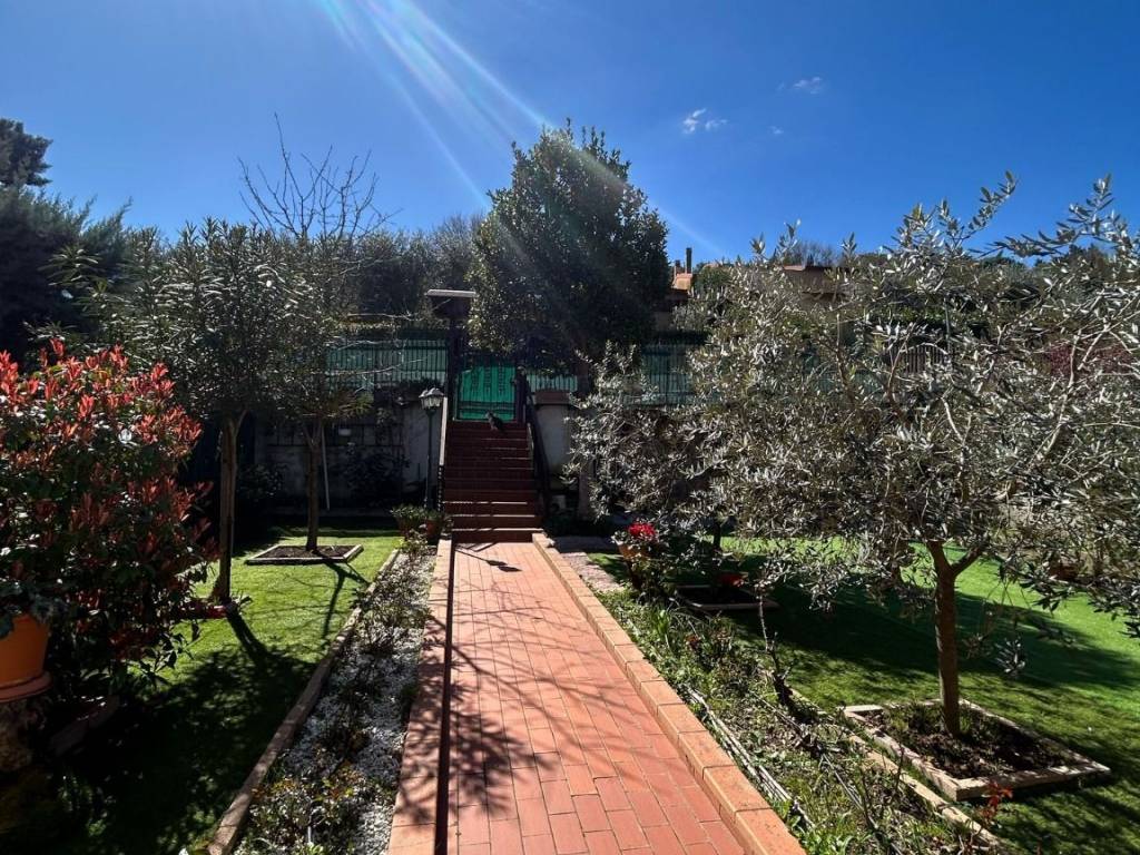 Villa a Perugia in Strada del Monte Lacugnano - Foto 4