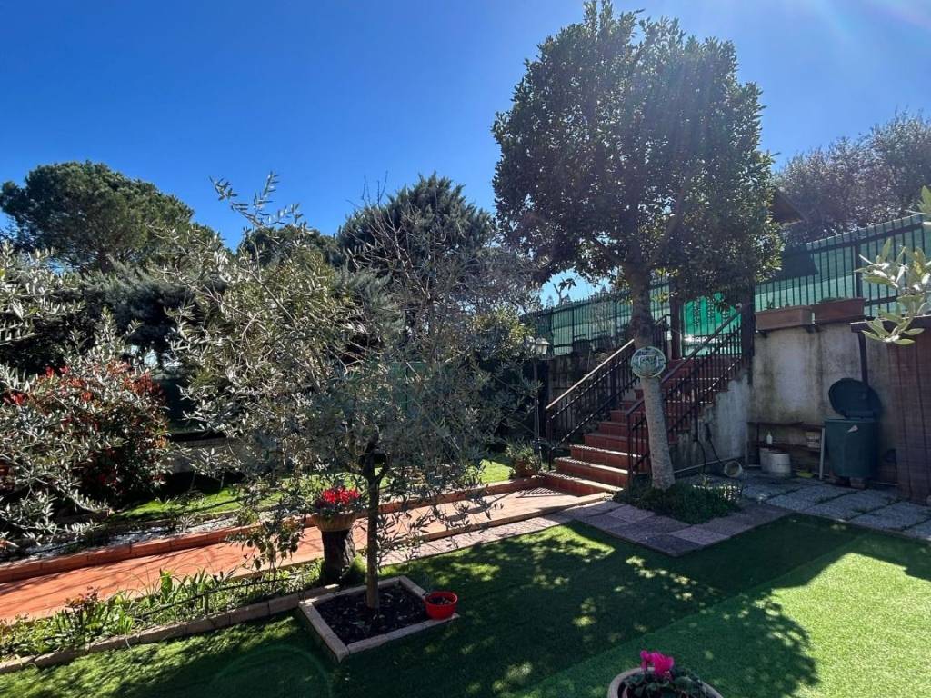 Villa a Perugia in Strada del Monte Lacugnano - Foto 5