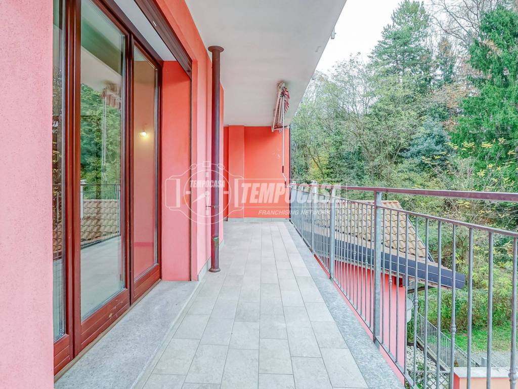 Appartamento a Somma lombardo in Via I. Bianco 48 - Foto 3