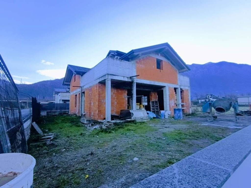 Villa a Domodossola in UBERTO GIROLA, N5 - Foto 4