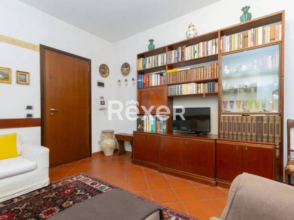 Appartamento a Merate in Via Statale, 77 - Foto 4