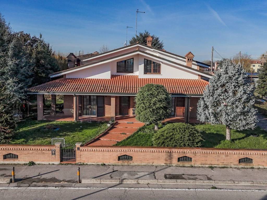 Villa a Argenta in Via Nazionale, 40 - Foto 2