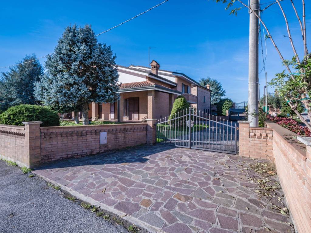 Villa a Argenta in Via Nazionale, 40 - Foto 4