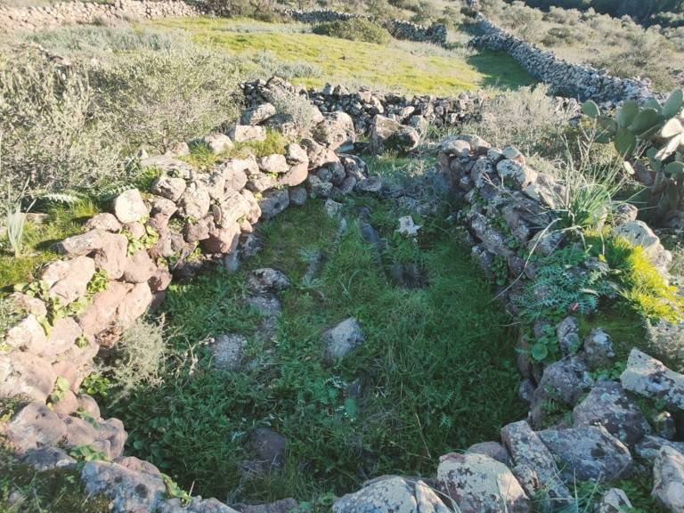 Terreno a Villaperuccio in Is Grazias - Foto 3