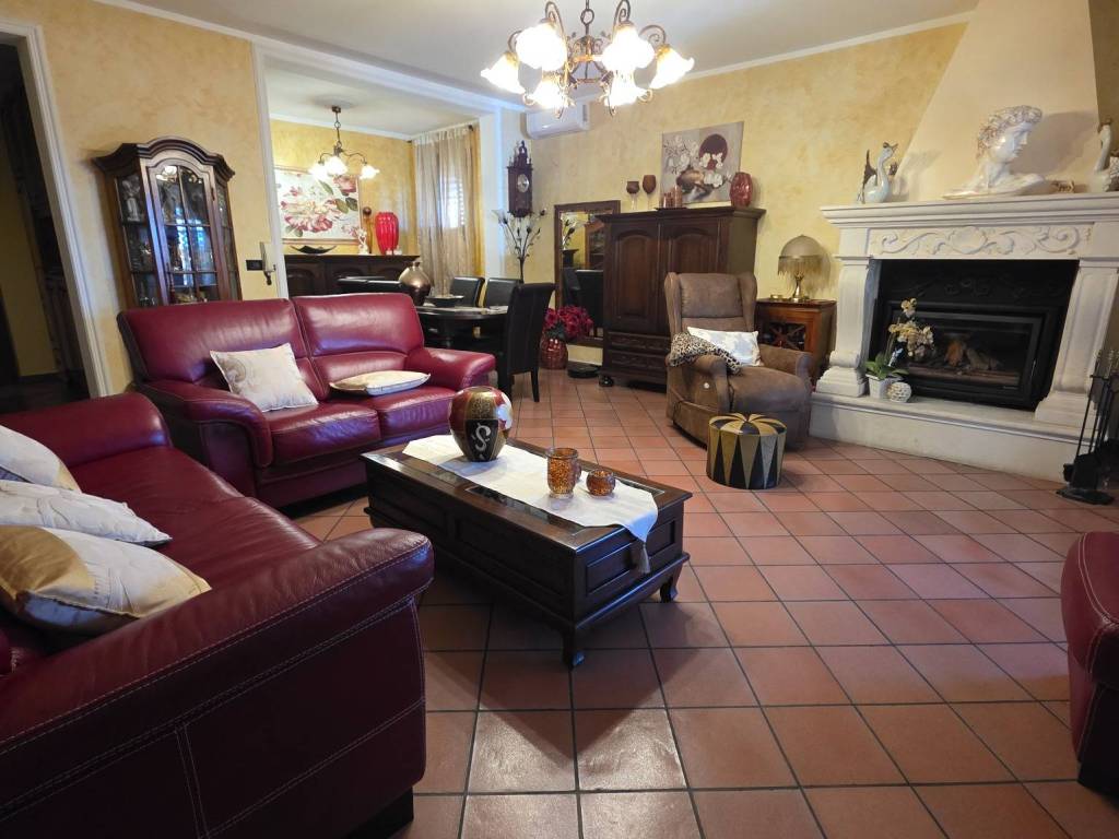 Villa a Galatone in Via Lecce - Foto 2