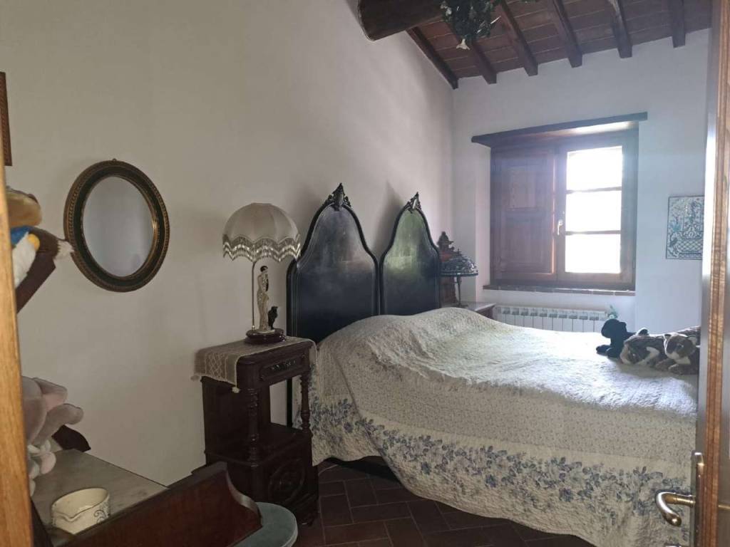 Villa a Castiglion fiorentino in via Loc Montecchio - Foto 5