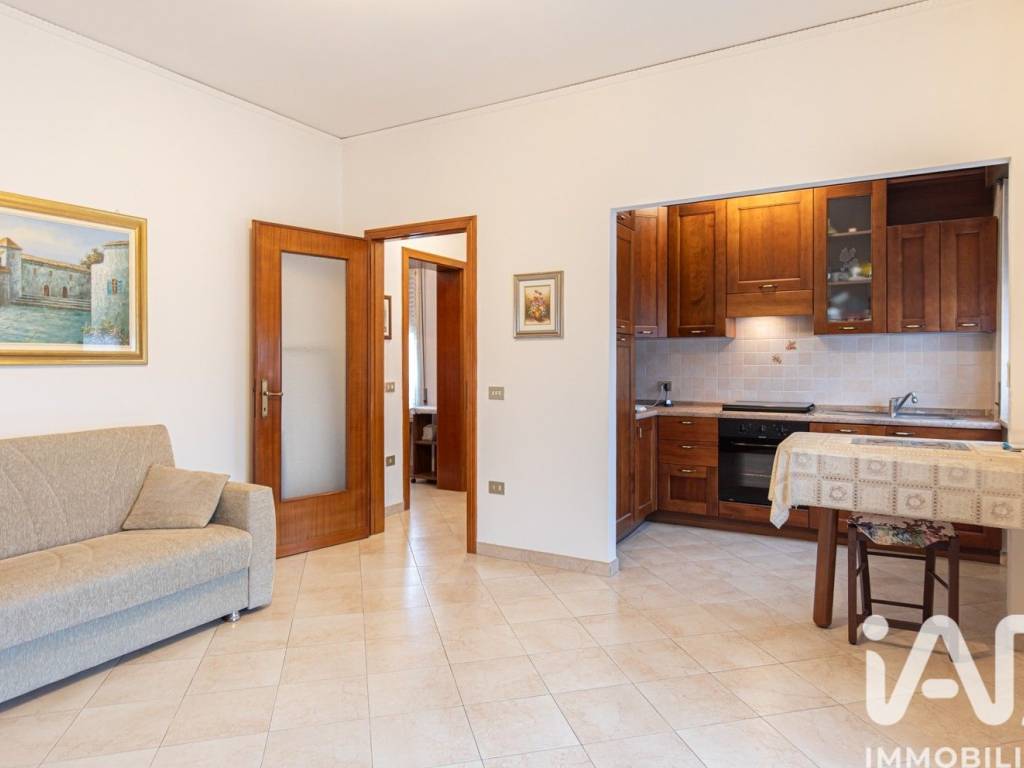 Appartamento a Verona in Via brandimarte, 26 - Foto 2