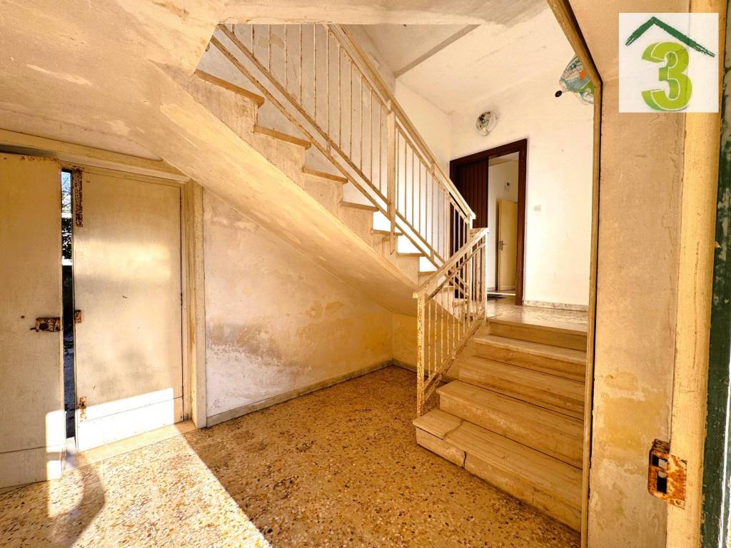 Appartamento a Andrano in Via Giacomo Matteotti - Foto 3