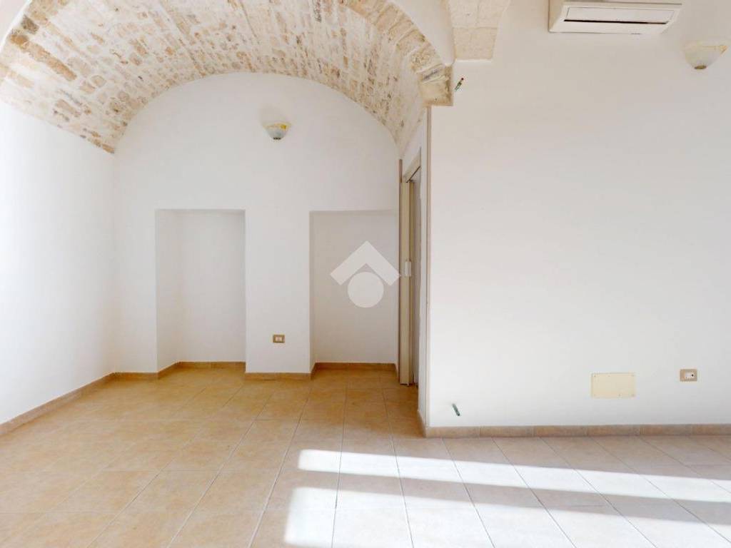 Casa indipendente a Martina franca in Piazza Mario Pagano, 1 - Foto 3