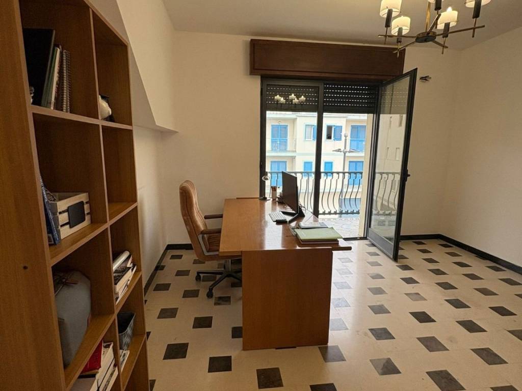 Appartamento a Reggio calabria in Via Vincenzo Florio - Foto 5