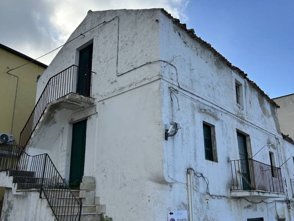 Palazzo / stabile a Rodi garganico in Via Scalo Marittimo - Foto 3