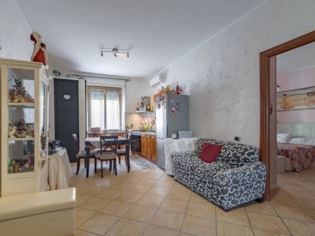 Appartamento a Civitavecchia in Via Giotto, 4 - Foto 3