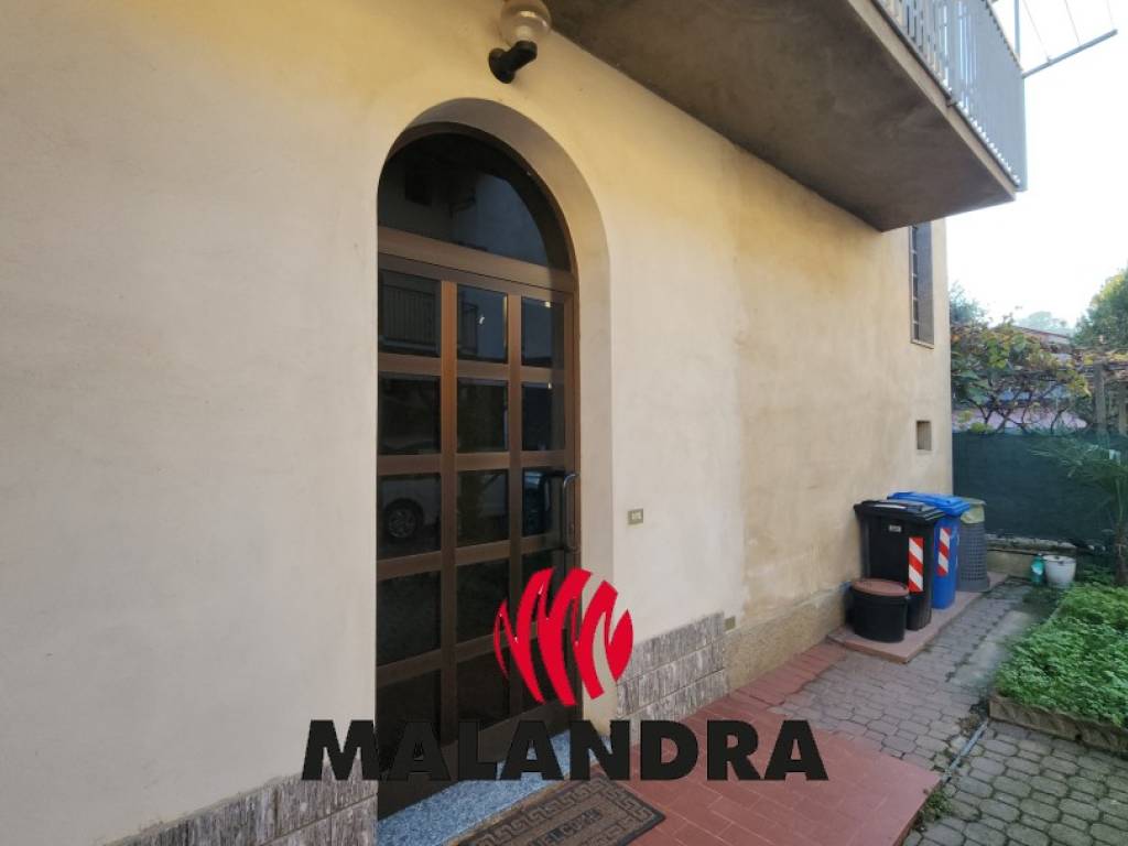 Casa indipendente a Bellinzago novarese in Via della Libertà - Foto 3