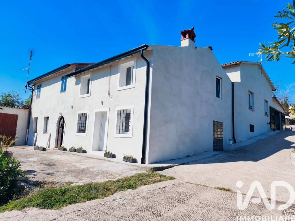 Villa a Roncà in Via VALLE - Foto 3