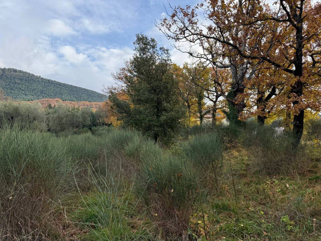 Terreno a Perugia in Strada di Compresso - Foto 4