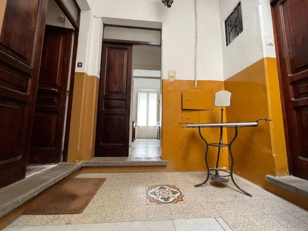 Palazzo / stabile a Crotone in Via Marinella, 16 - Foto 5