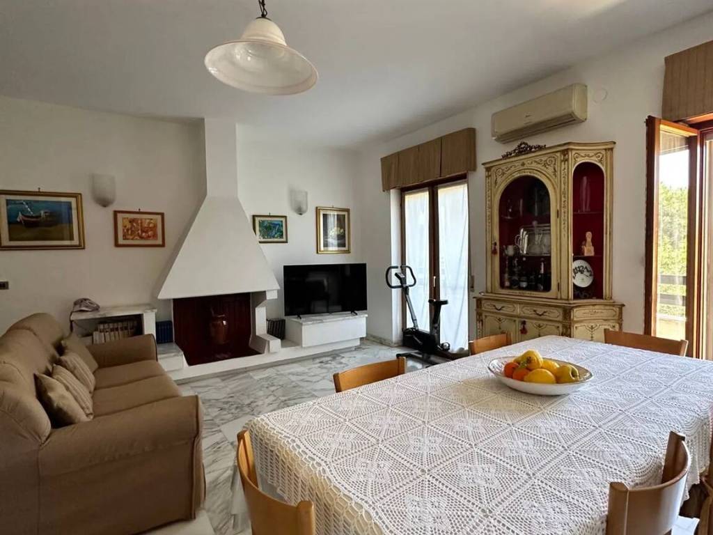 Appartamento a Crotone in Via Giovanni Paolo Ii, 178 - Foto 2