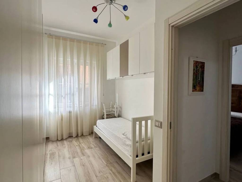 Appartamento a Crotone in Via Messico, 10 - Foto 4