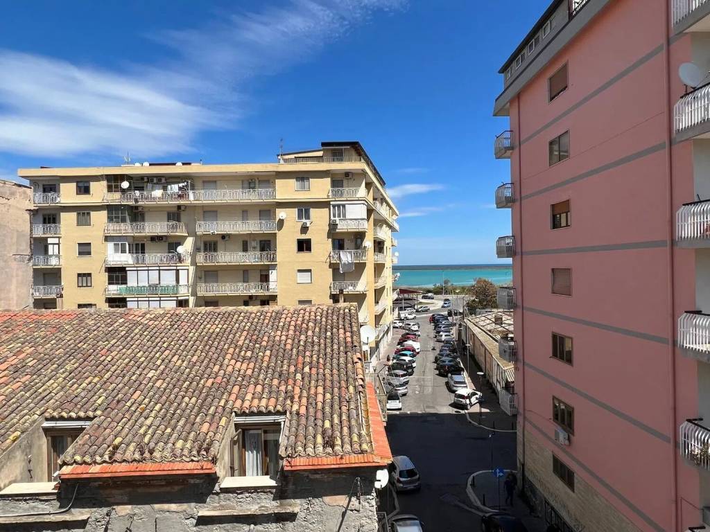 Appartamento a Crotone in Via Marinella, 9 - Foto 5