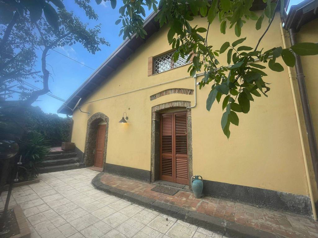 Rustico / casale a Mascalucia in Via Ombra, 46 - Foto 4