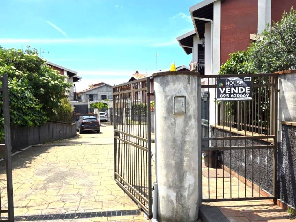 Villa a Pedara in Via Ombra - Foto 3