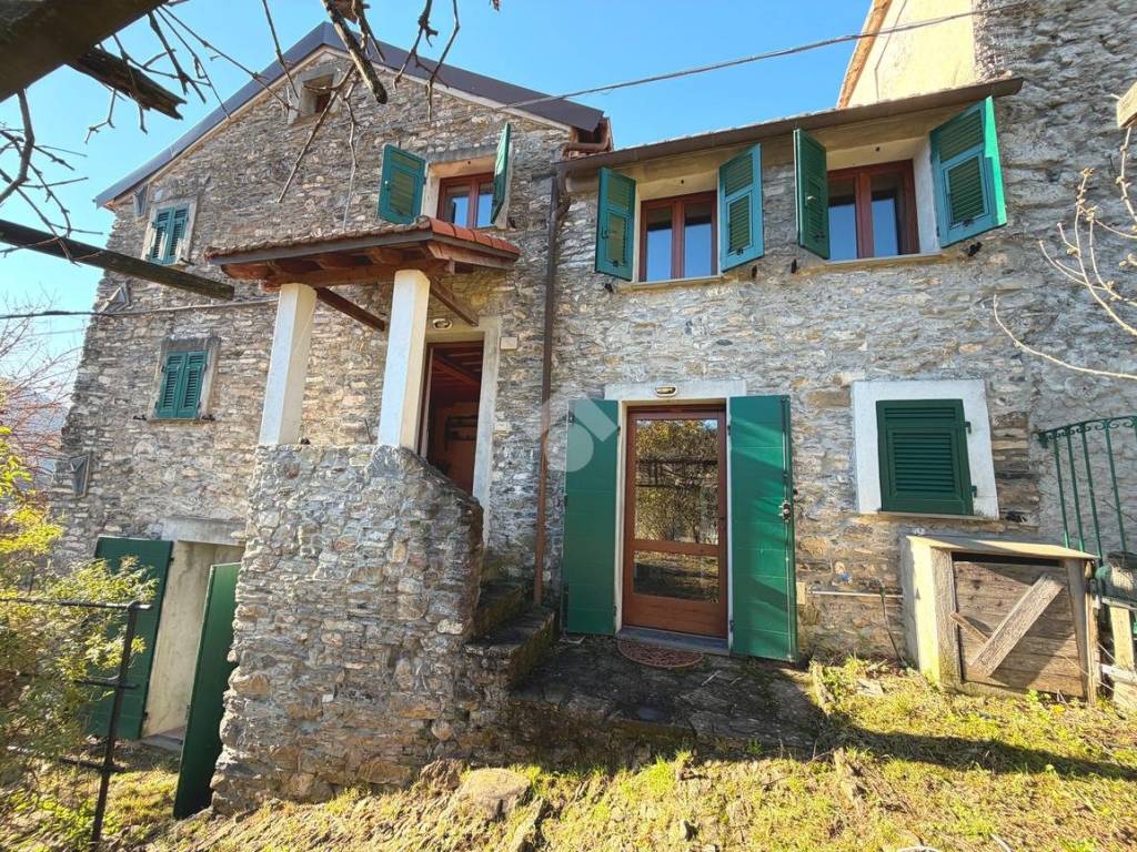 Casa indipendente a Serra riccò in Via Cadelè Bricollo, 48 - Foto 2