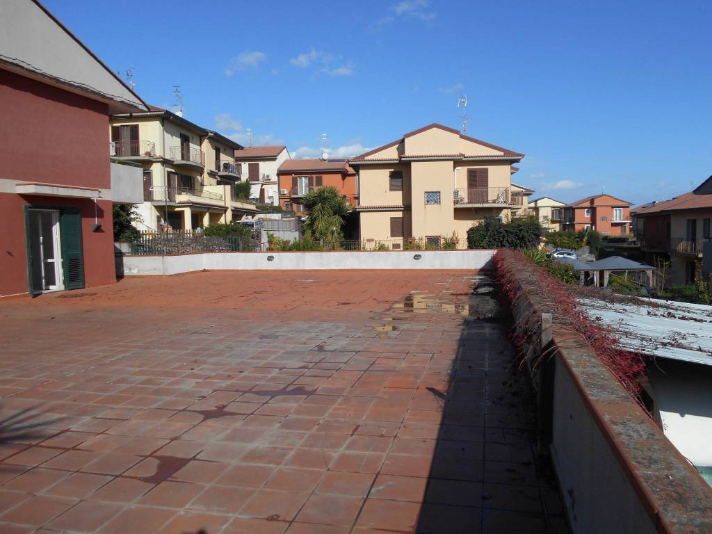 Villa a Aci catena in Via Giacomo Leopardi, 34 - Foto 4