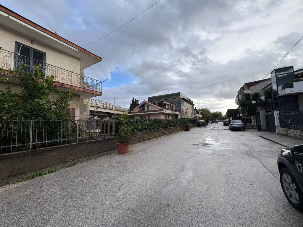 Appartamento a Casalnuovo di napoli in Viale dei Tulipani - Foto 4