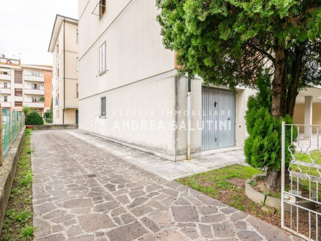 Appartamento a Pontedera in Via Vittorio Alfieri, - Foto 5