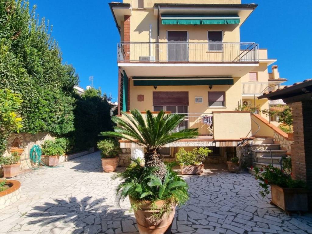 Villetta a schiera a San felice circeo in Via Nausicaa - Foto 5
