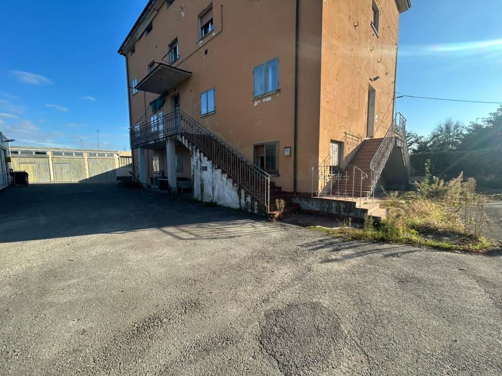 Villa a Bologna in Via Marco Emilio Lepido - Foto 2